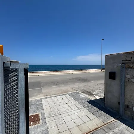 ヴィラ Giovanna Al Mare *